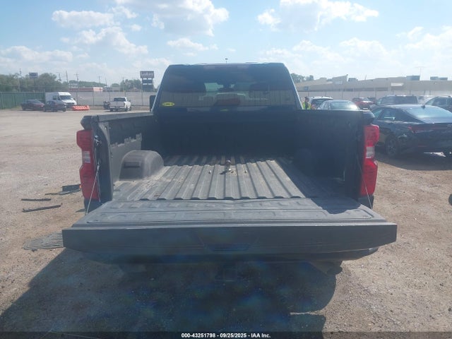 1GC4YME79NF226601 Chevrolet l8t