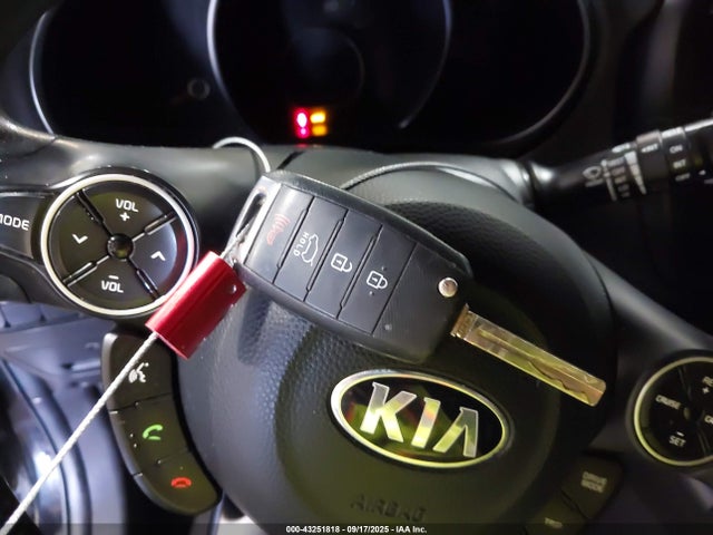KIA g 2018 KNDJP3A52J7902444 Image 11