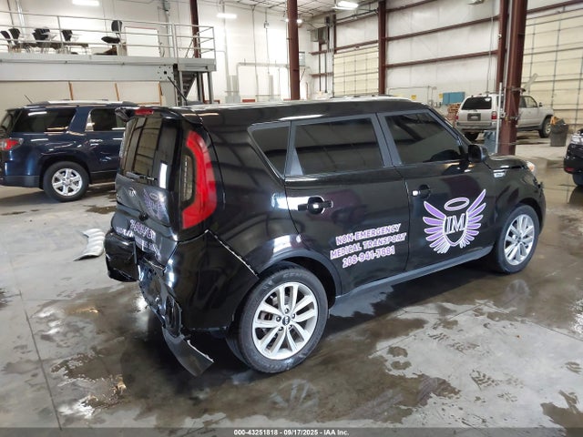 KIA g 2018 KNDJP3A52J7902444 Image 4