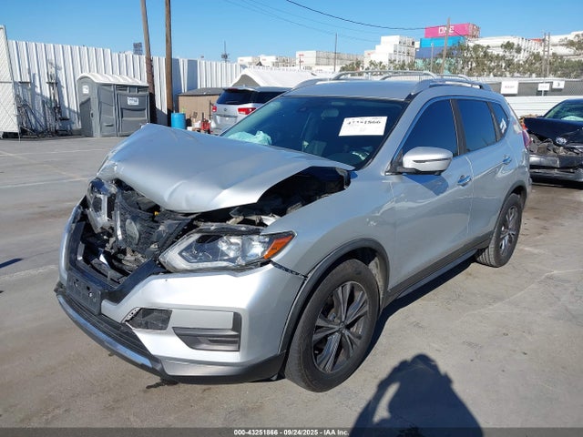 JN8AT2MT0KW264111 Nissan ROGUE SV