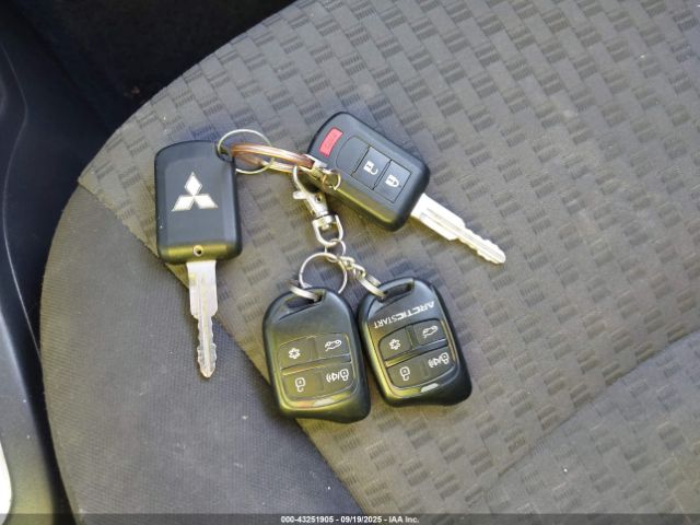 2018 MITSUBISHI MIRAGE ML32A3HJ0JH006357 Photo 10