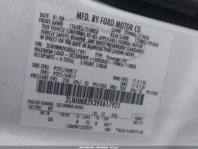 2009 LINCOLN TOWN CAR 2LNHM82V39X617921 Photo 8