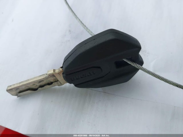 ZDM14BPW6EB017061 Ducati 2014