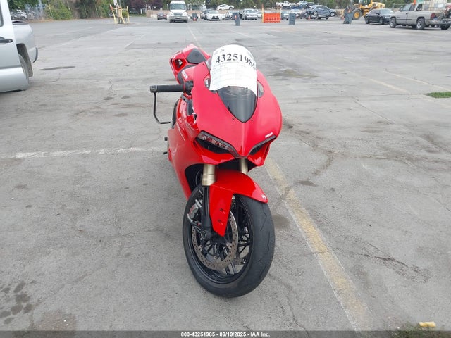 ZDM14BPW6EB017061 Ducati 2014