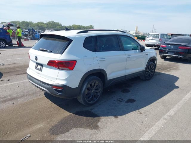 2022 VOLKSWAGEN TAOS 3VVCX7B26NM077817 Photo 3