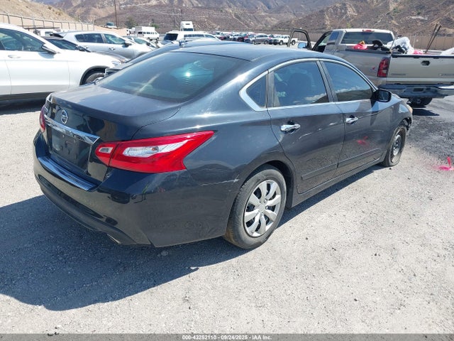 1N4AL3AP7HN319537 Nissan 2017