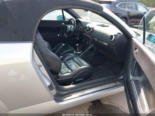 2002 AUDI TT TRUUT28N821037899 Photo 4