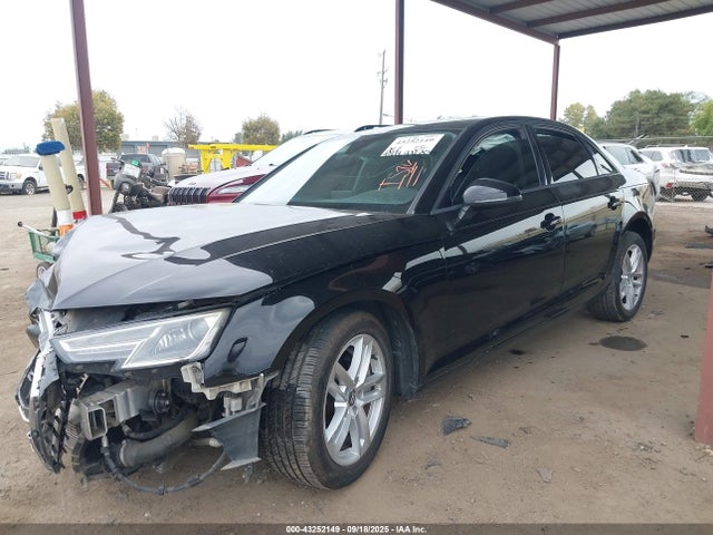 2017 AUDI A4 WAUGNAF48HN057400 Photo 1