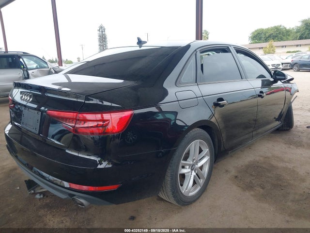 2017 AUDI A4 WAUGNAF48HN057400 Photo 3