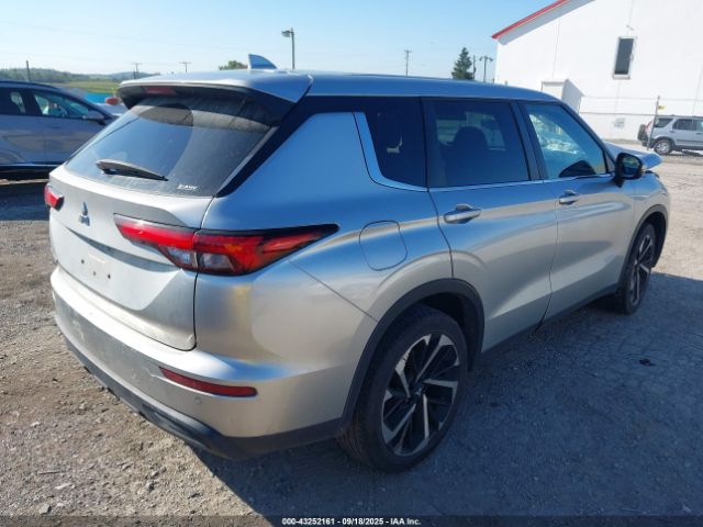 2022 MITSUBISHI OUTLANDER JA4J4TA87NZ023688 Photo 3