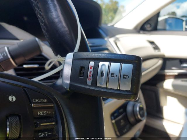 2014 ACURA RLX JH4KC1F71EC001365 Photo 10