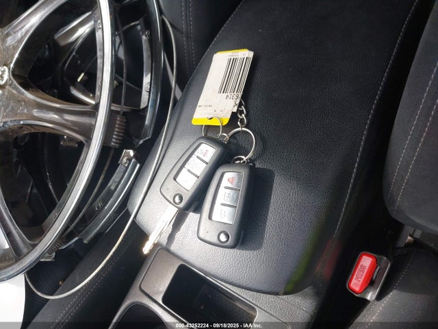 Nissan 2016 2016 JN8AT2MT9GW026314 Image 11