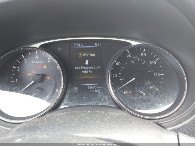 Nissan 2016 2016 JN8AT2MT9GW026314 Image 7