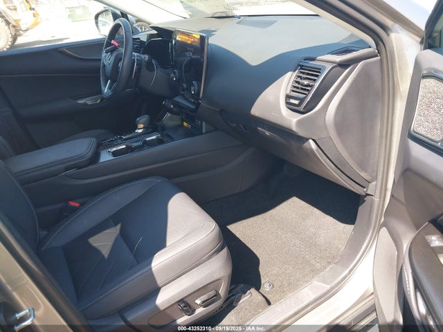 Lexus t24a-fts 2022 2T2HGCEZ5NC010538 Image 5