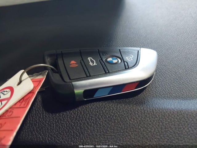 2025 BMW 3 SERIES 3MW89CW07S8F34068 Photo 10