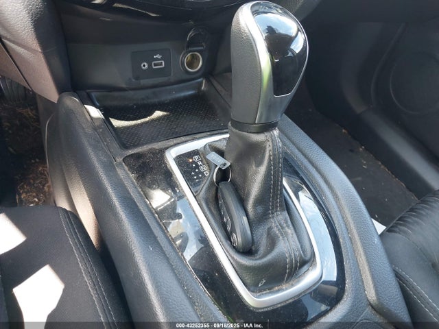 Nissan 2019 2019 KNMAT2MT2KP520710 Image 11