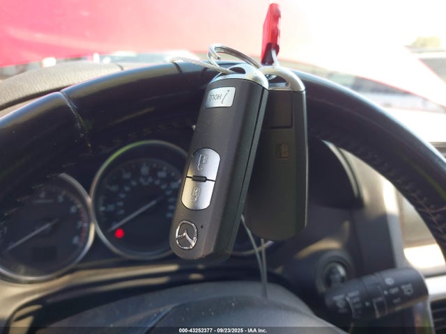JM3KE2CY9G0833918 Mazda py