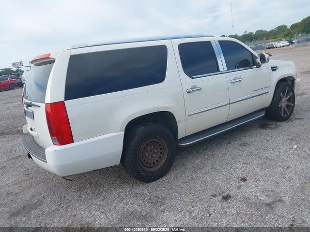 2009 CADILLAC ESCALADE ESV 1GYFC26209R258799 Photo 3