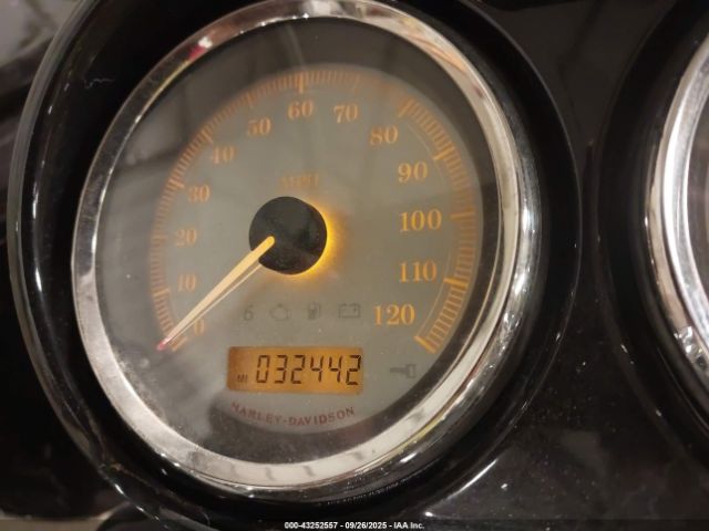 2010 HARLEY-DAVIDSON FLTRX 1HD1KH41XAB670403 Photo 6