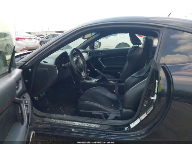 2013 SUBARU BRZ JF1ZCAC14D1613611 Photo 4