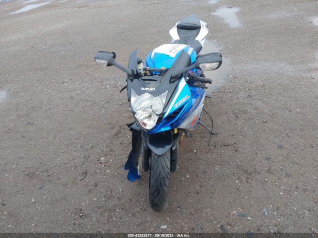 2023 SUZUKI GSX-R750 JS1GR7MA7P7100897 Photo 4