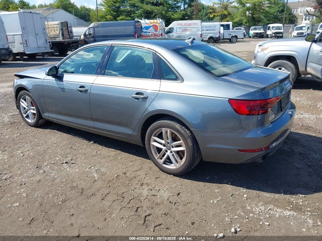 2017 AUDI A4 WAUANAF49HN066547 Photo 2