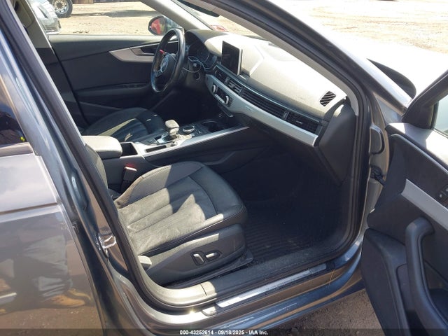 2017 AUDI A4 WAUANAF49HN066547 Photo 4