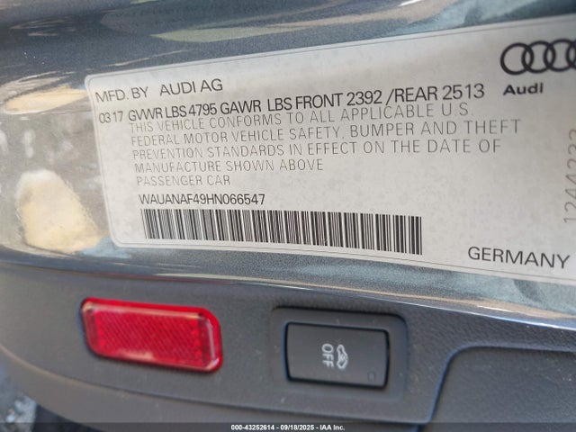 2017 AUDI A4 WAUANAF49HN066547 Photo 8