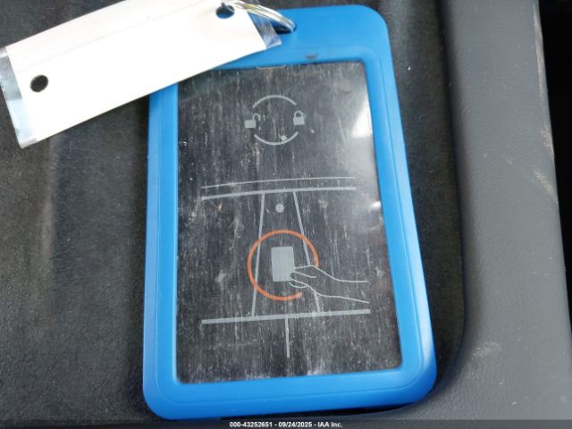 2025 TESLA MODEL Y 7SAYGAEE6SF292186 Photo 10