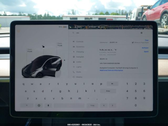 2025 TESLA MODEL Y 7SAYGAEE6SF292186 Photo 6