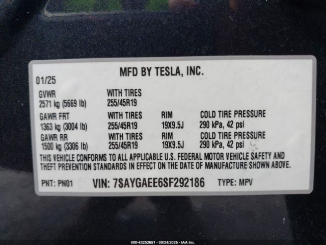 2025 TESLA MODEL Y 7SAYGAEE6SF292186 Photo 8