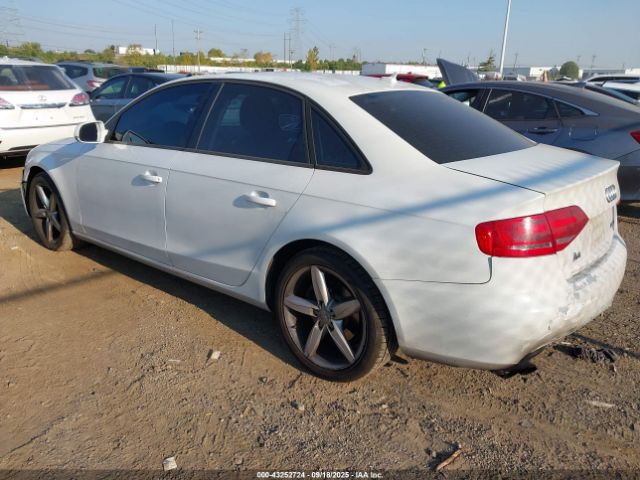 2011 AUDI A4 WAUAFAFL3BN009854 Photo 2