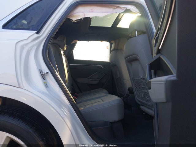 2020 AUDI Q3 WA1EECF31L1102555 Photo 7