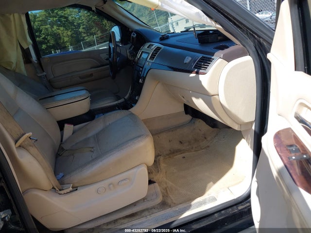 2007 CADILLAC ESCALADE ESV 1GYFK66897R172600 Photo 4