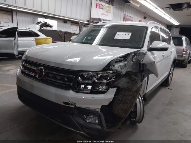 Volkswagen fsi 2019 1V2DR2CA6KC518296 Image 2