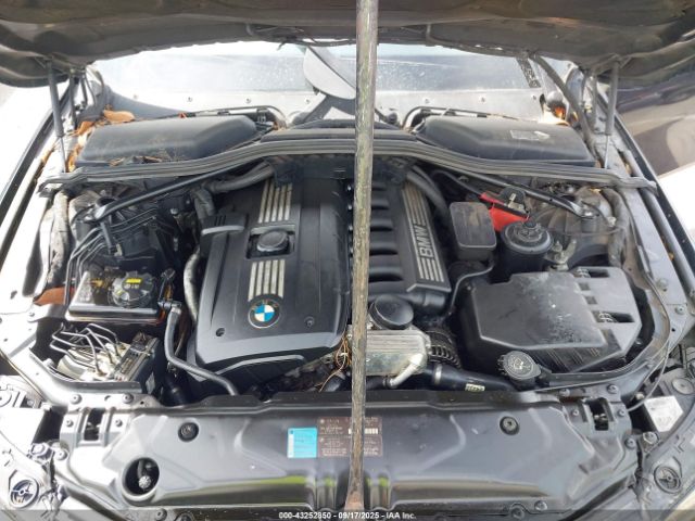 2010 BMW 528I WBANU5C53AC365977 Photo 9