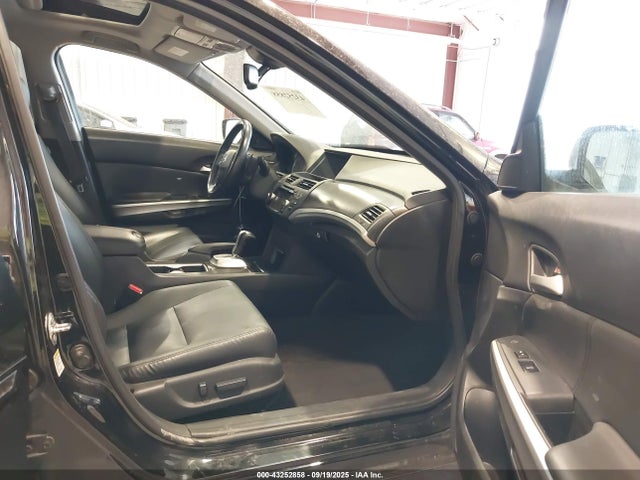 5J6TF2H5XEL003463 Honda j35y1