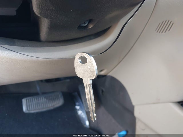 2008 HYUNDAI ELANTRA KMHDU46D68U382901 Photo 10