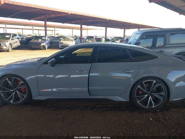Audi RS 7 2023 WUAPCBF25PN907675 Image 15
