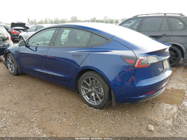 2022 TESLA MODEL 3 5YJ3E1EB1NF267512 Photo 2