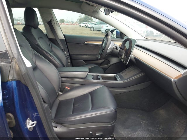 2022 TESLA MODEL 3 5YJ3E1EB1NF267512 Photo 4