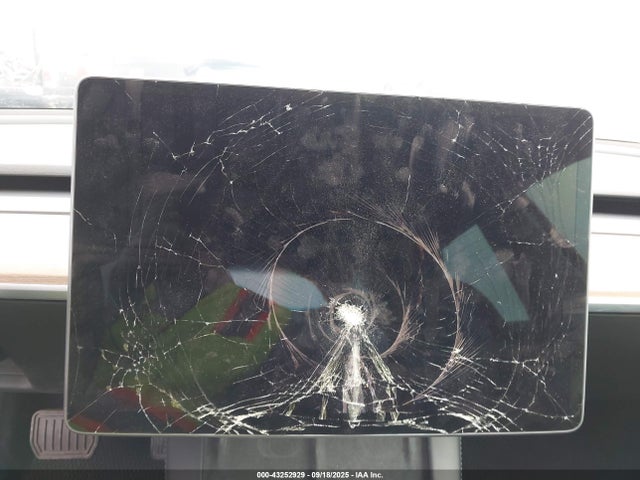 2022 TESLA MODEL 3 5YJ3E1EB1NF267512 Photo 6