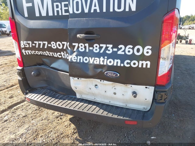 1FTKR3XM1JKB52125 Ford Transit