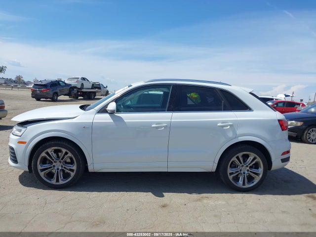 WA1GCCFSXHR005918 Audi Q3