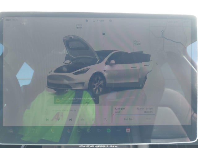 Tesla 2022 2022 7SAYGDEE0NF451306 Image 19