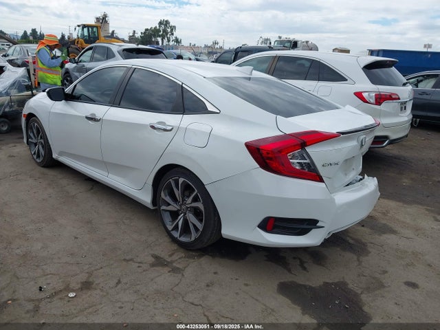 JHMFC1F98KX014556 Honda l15b7/l15by