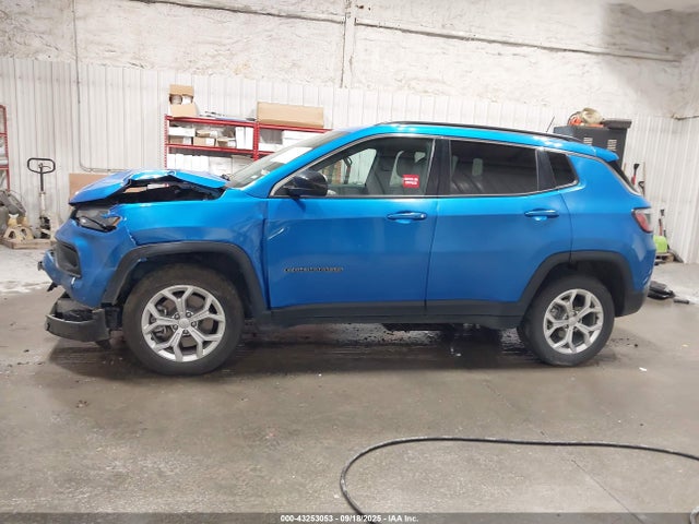 3C4NJDBN2RT100829 Jeep 2024