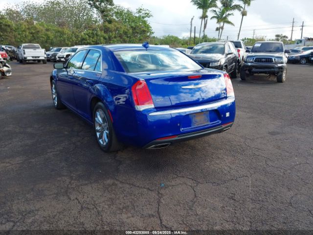 2021 CHRYSLER 300 2C3CCARG5MH567093 Photo 2