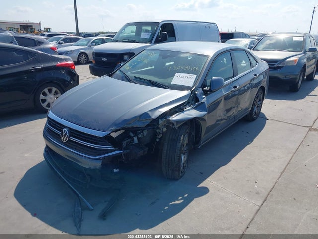 Volkswagen tsi 2024 3VWEM7BU0RM013583 Image 2