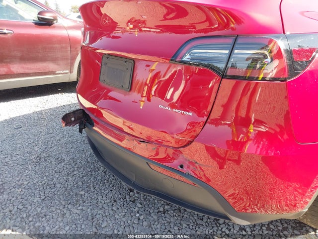 2021 TESLA MODEL Y 5YJYGDEE2MF287066 Photo 5